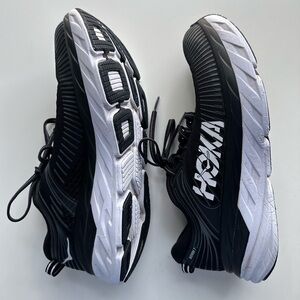 Hoka One One Bondi 7 Women’s Black & White Running Shoes Size 8.5W
